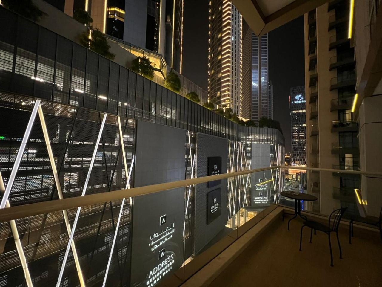 Хостел Downtown Holiday'S - 1 Min To Dubai Mall & Burj Khalifa Экстерьер фото